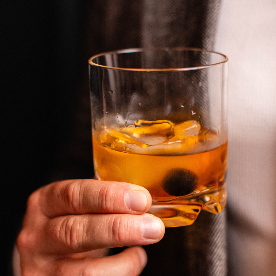 14-Oz Dot Base Beverage Glass