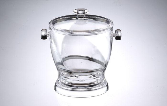 Gentle Twist Ice Bucket