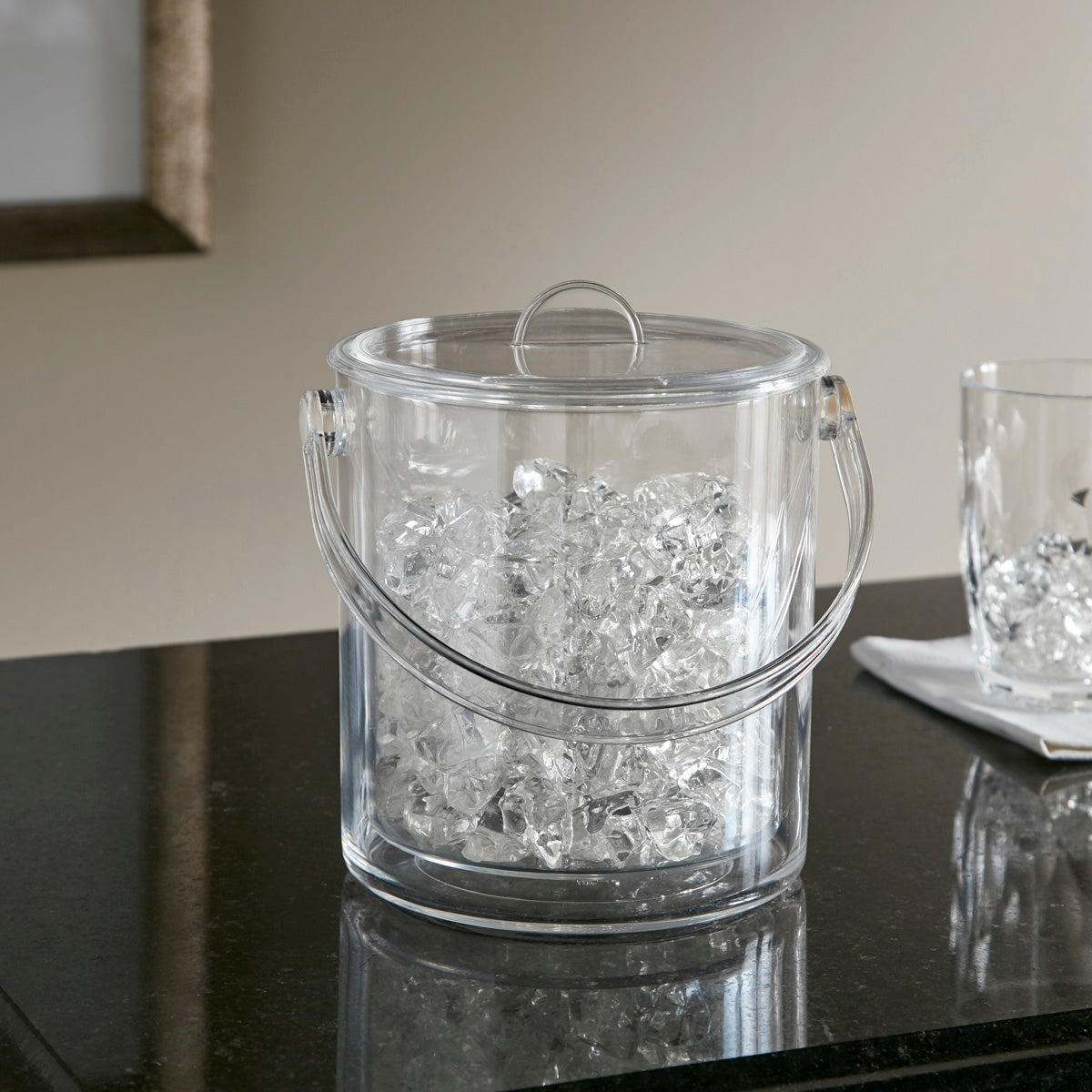 Acrylic 24-Oz. Diamond Beer Mug – Clear Home Decor